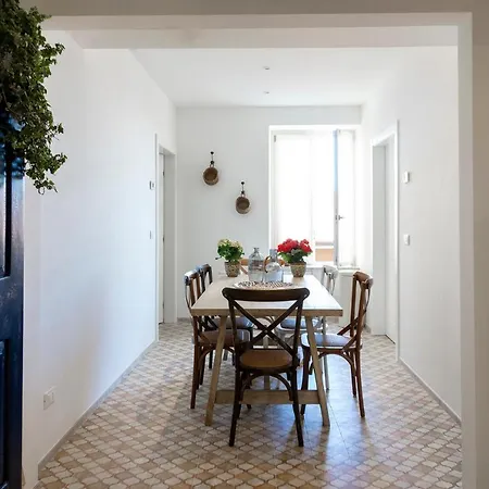 Il Caruggio Rooms&Breakfast-3